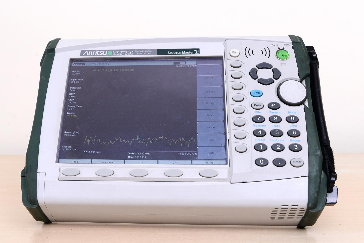 Портативный анализатор Anritsu MS2724C
